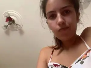 Cam4 Live Porn of KathieBenziger