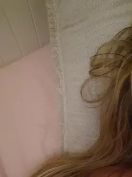 Cam4 Free Live Porn of jenny38