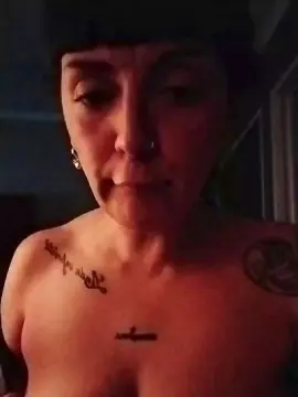 Cam4 Live Sex Cam of Wildrousse