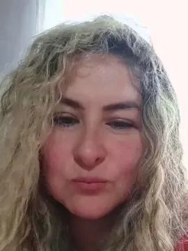 Cam4 Live Porn of Meycurvy