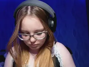 Cam4 Best live sex cam show of KristiSantti