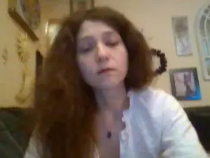 Cam4 Watch Live Sex Cams of QueenCrimson