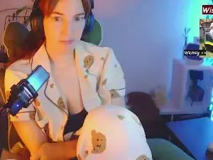 Cam4 Live Porn of lovekiitsune