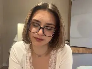 Cam4 Live Porn of LaureneCables