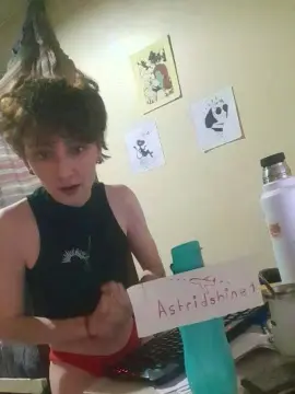 Cam4 Free Porn Cam of ASTRIDSHINE