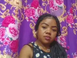Cam4 Nude Webcam of miranah5