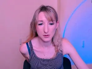 Cam4 Best Webcam of LillyBluee