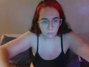 Cam4 Nude Webcam of SexiiLexxii_