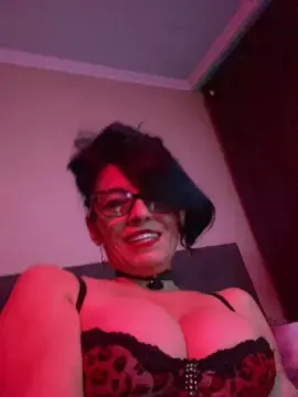 Cam4 Live Sex Cam of Monttychilena