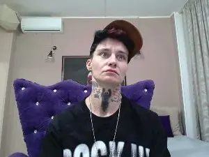 Cam4 Adult Webcam of KennyVibe