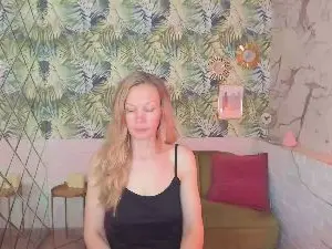 Cam4 Live Porn of NancyGentle
