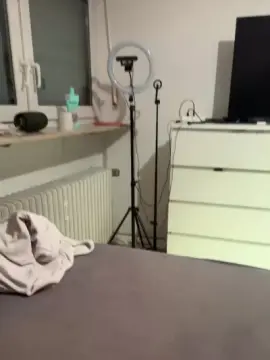 Cam4 Sex Cam of Hotbarbiee