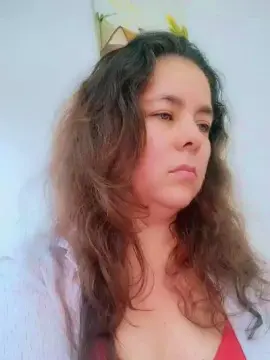Cam4 Free Live Porn of Rose_milff