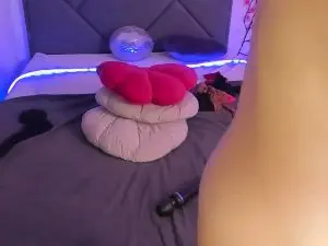 Cam4 Live Porn of CassieEvans