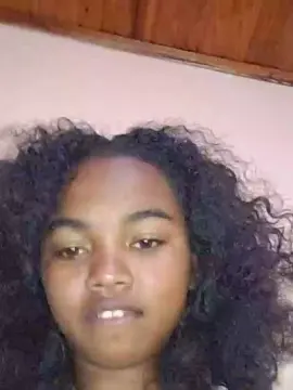Cam4 Live Porn of Isah2026