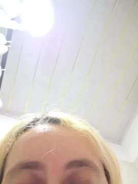 Cam4 Free Live Porn of Veronaughty4U