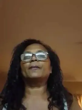 Cam4 Adult Video Chat of momsexy_xxx