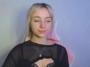 Cam4 Live Porn of LuciaAdorable