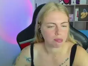 Cam4 Adult Video Chat of Jolly_Doll