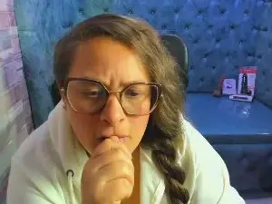 Cam4 Nude Webcam of Sara_Thonson_