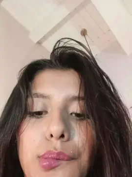 Cam4 Sex Chat of Yvonne_Collins