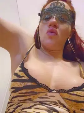 Cam4 Live Sex of Hotladysquirt