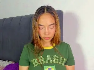 Cam4 Private Sex Chat of Evelin_888