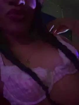 Cam4 Adult Video Chat of Sarabombshell