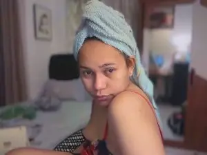 Cam4 Free Live Porn of athisa