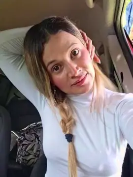 Cam4 Live Porn of Tania__honey