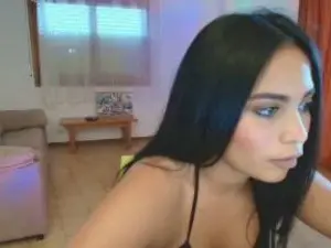 Cam4 Sex Chat of Alishafoxxx