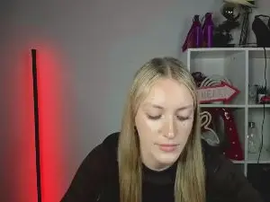 Cam4 Private Sex Chat of EvelynBlond