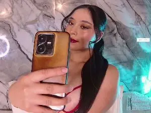 Cam4 Free Live Porn of velakimm