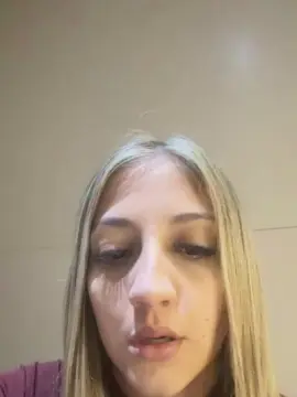 Cam4 Live Porn of Jazblondebaby