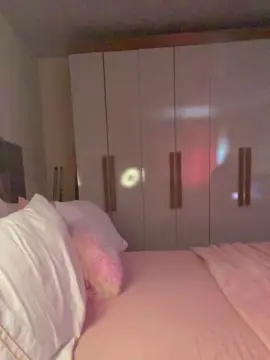 Cam4 Live Sex of rainhadafinesse