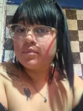 Cam4 Live Porn of yamila36