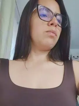 Cam4 Sex Cam of ammy_gomez27