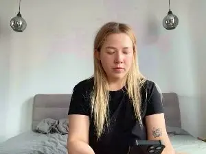Cam4 Free Porn Cam of alicevis