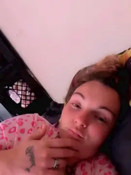 Cam4 Nude Webcam of Cbabyloveee777