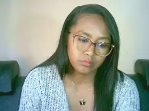Cam4 Adult Webcam of Yummy_sitraka