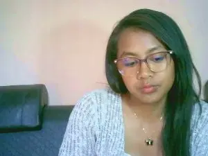 Cam4 Adult Webcams of Yummy_sitraka