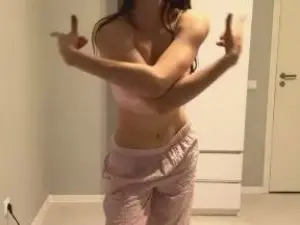 Cam4 Sex Chat of SharieHeimsoth