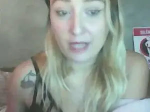 Cam4 Watch Live Sex Cams of Mazie07