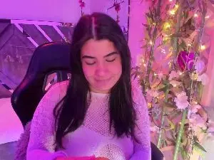 Cam4 Live Sex Cam of DaphneContry