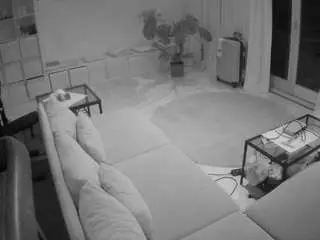 Camsoda Private Sex Chat of voyeurcam-julmodels-living-4