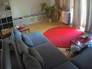 Camsoda Sex Cam of voyeurcam-julmodels-living-4