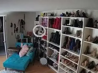 Camsoda Sex Cam of voyeurcam-missoliviablack-03