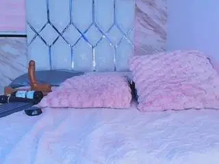 Camsoda Watch Live Sex Cams of collett-t