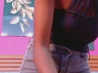 Camsoda Best Webcam of miss-nahomi