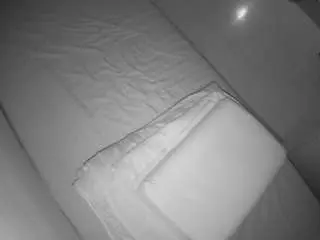 Camsoda Sex Cam of voyeurcam-julmodels-greybed-2